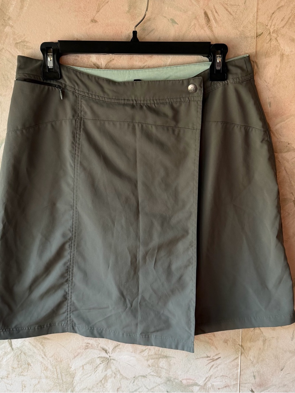 REI Women's Army Green Skort 6